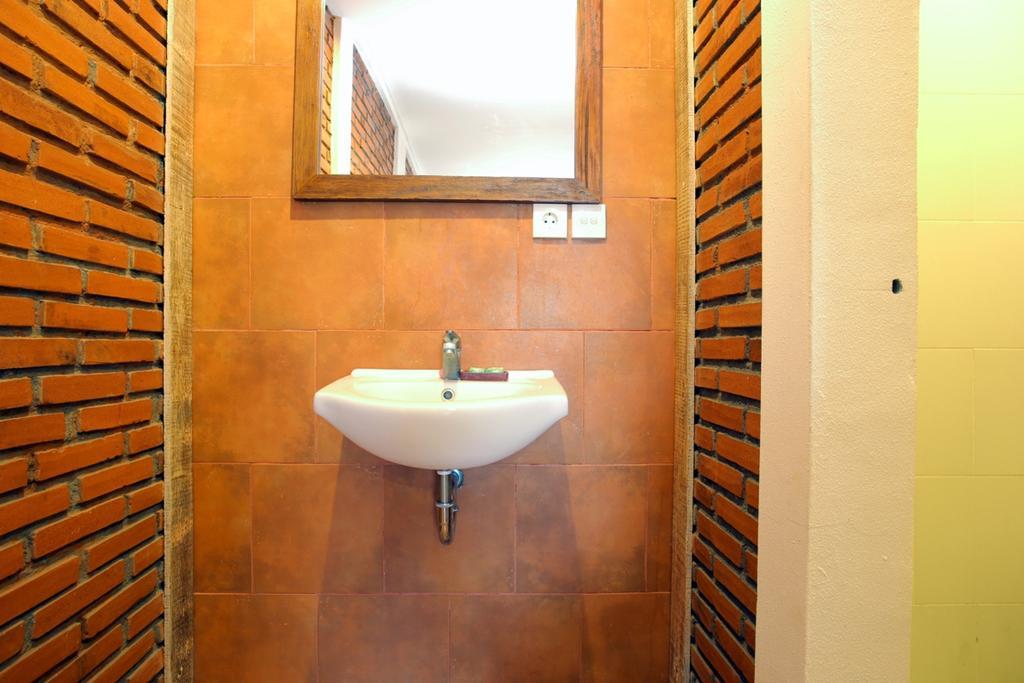 Reddoorz Near Raya Semer Canggu Kamer foto